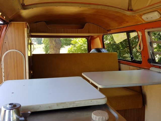 Heideveld Classics - Volkswagen T2B Westfalia 1972