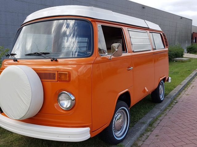 Heideveld Classics - Volkswagen T2B Westfalia 1972