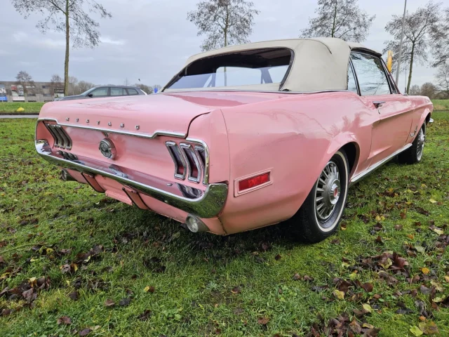 Heideveld Classics - Ford Mustang Convertible 1968