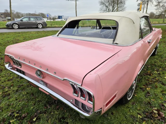 Heideveld Classics - Ford Mustang Convertible 1968