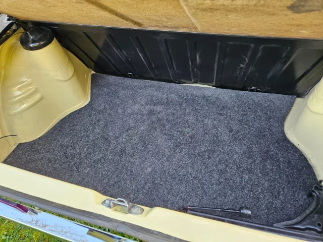 Heideveld Classics - Audi 50 SL 1975